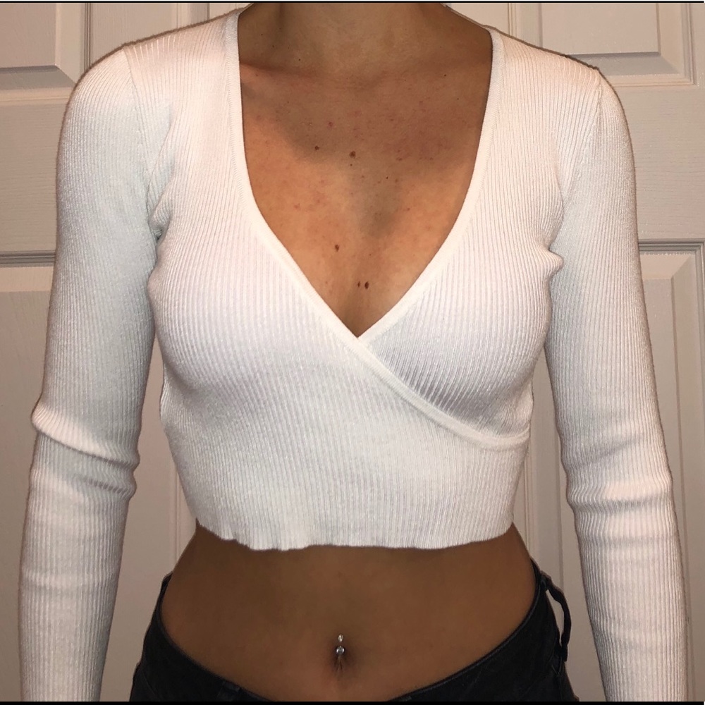 White Cropped Long Sleeve Top